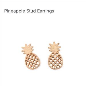 Pineapple stud earrings🍍🍍